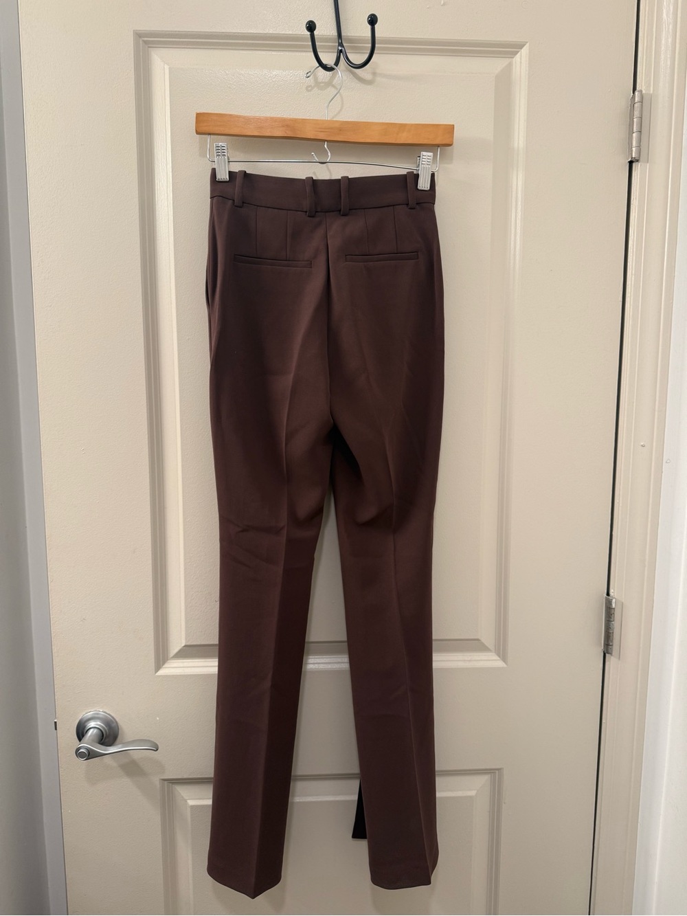 Babaton by Aritzia Agency Pant - Picture 3 of 7